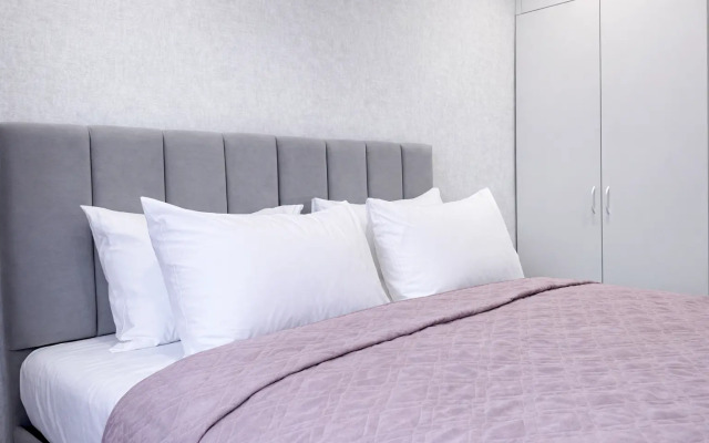 Апартаменты  ApartMari Шикарные 3-комнатные апартаменты на набережной реки в центре Калининграда