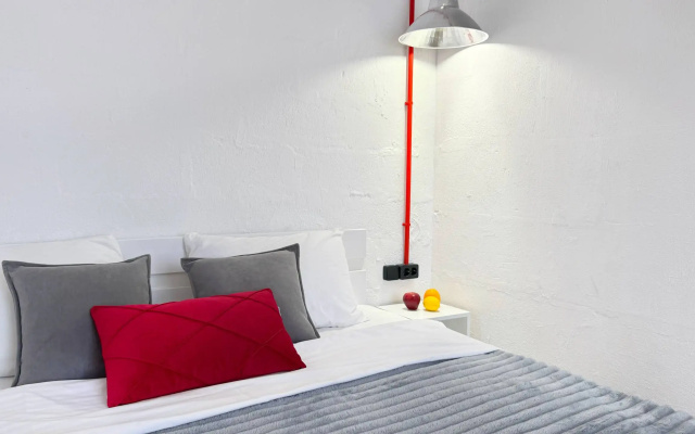 Kvartira 2-h komnatnaa Kvartira v Stile LOFT s panoramnoj lodziej