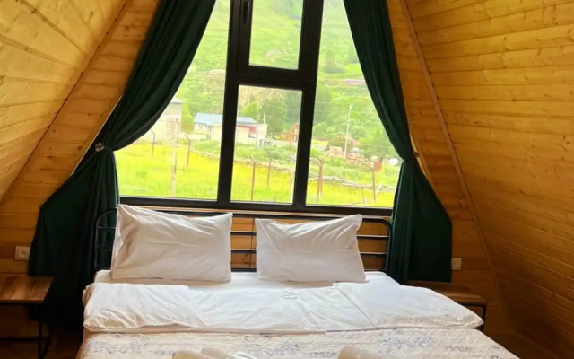 Chalet Memoria Kazbegi Arsha