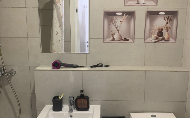 Uyutnaya Studiya V Vatutinkakh Flat