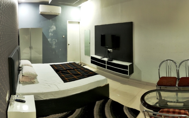 Hotel Mandakini Royal