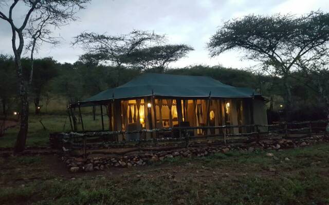 Ole Serai Luxury Camp Hotel
