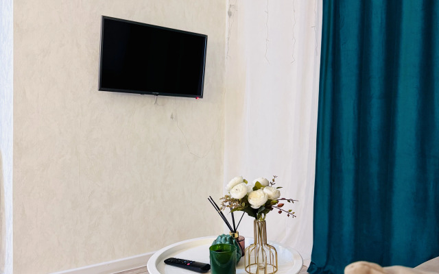 Studiya Iizumrud 21 etazh Flat
