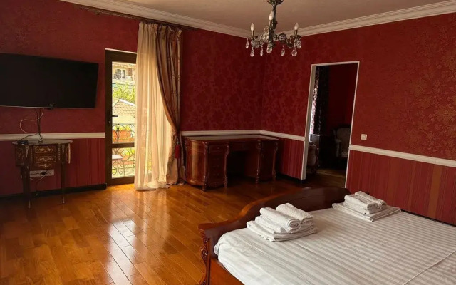 Sukhumskiy Zamok Private house