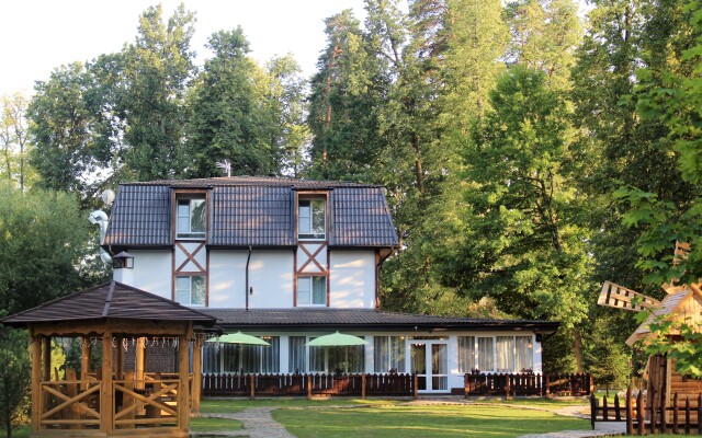 Yasenki Hotel