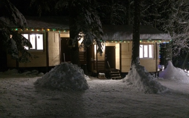 V Gostyah U Skazki Guest house