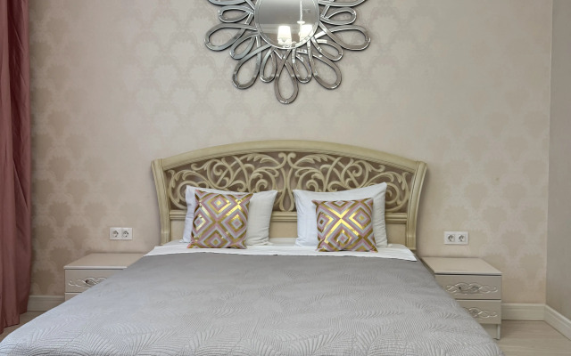 Апартаменты Розовые в центре Тюмени