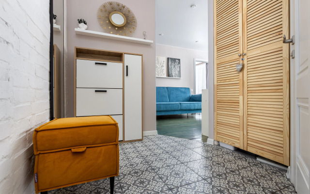 Sapfir v Pushkine Flat