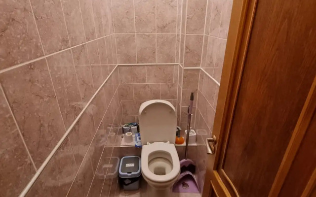 Квартира Двухкомнатная с Высокими Потолками Рядом с Центром Города