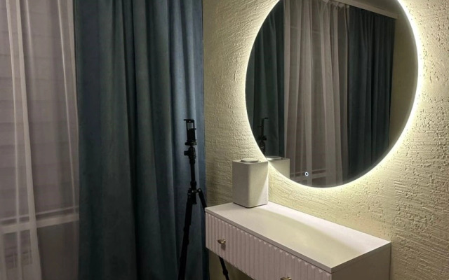 Квартира Трехкомнатная с современным ремонтом