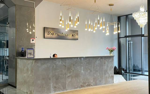 Uyutnye Sovremennye Vmestitelnye Apartamenty 615 Apartments