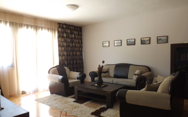 Holiday Home Center Budva Guest House