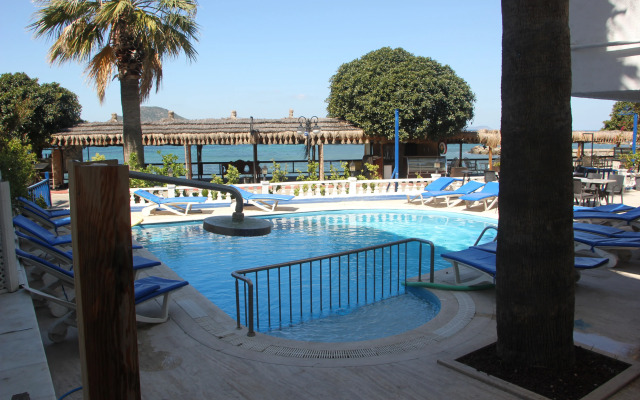 Maxsea Beach Hotel