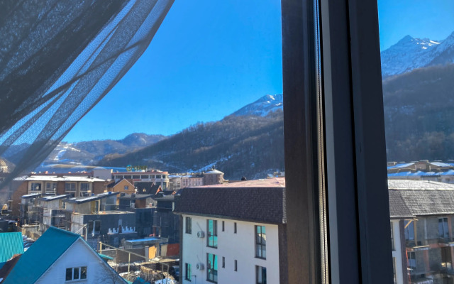 750 M do Podyemnika Studiya