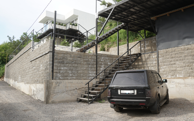Kok Tobe Village Hotel