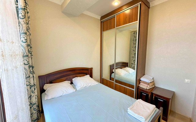 Infiniti Layn Alfagid Apartments