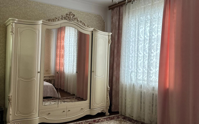 Частный дом в Центре Города