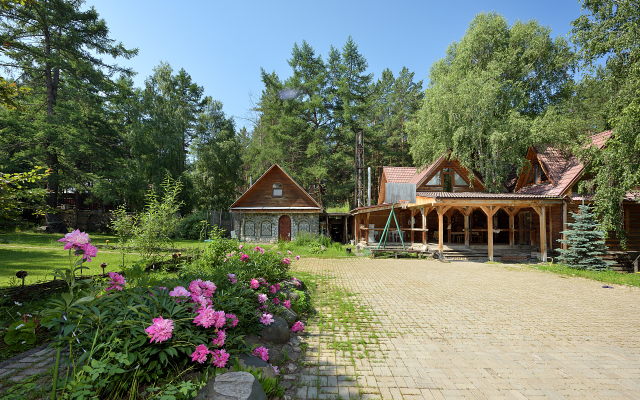 Dezhavyu ryadom s GLTS Abzakovo Guest House
