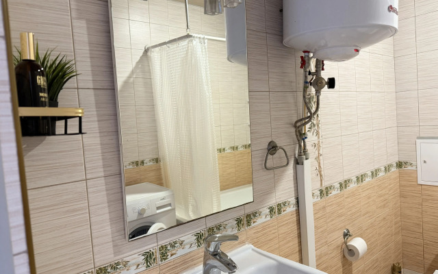 Dvukhkomnatnaya Ryadom S Morem Flat
