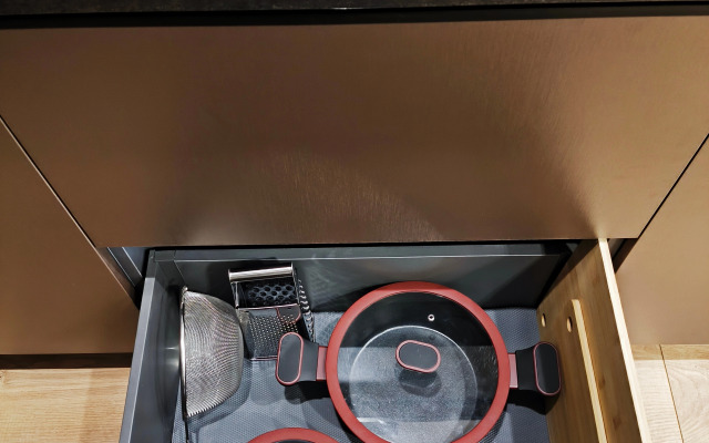 Апартаменты Новые уютные Клен в доме бизнес-класса с охраной