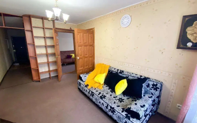 Na Dostoyevskogo, 102 Flat
