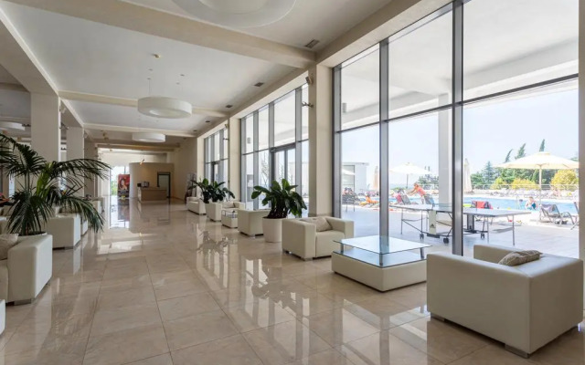 S Vidom Na More Zhk Ideal Khaus Flat