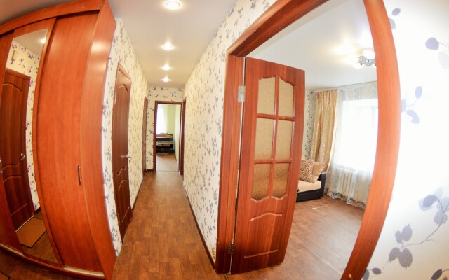 Апартаменты Двушка на Нижней Дуброве 21 а