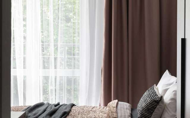 Studiya s vidom na les v Zhk Letniy Flat