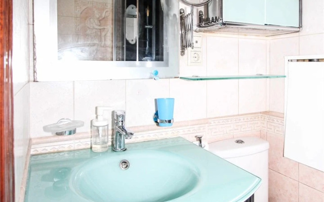 Dvuhkomnatnaya Stilnaya U Metro Yasenevo Flat