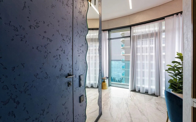 Na Ulitse Drazhinskogo 45A Flat