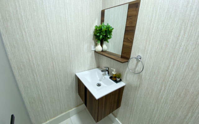 Monaco XII Apartments