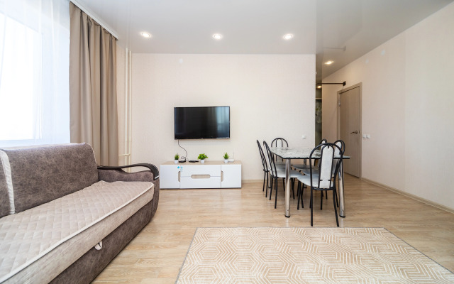 V Industrialnom Rayone Flat