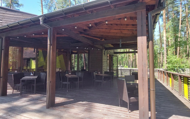 Wood Park (ex. Shishka Hotel)