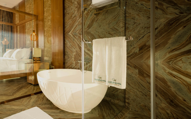 Gardens Hill Resort & Spa Resort