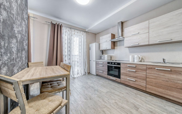 Uyutnyie V 50 Metrah Ot St.m Grushevka Apartments