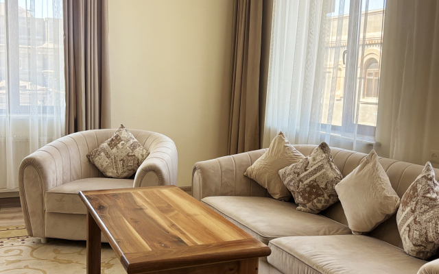 21 Rooms Hotel