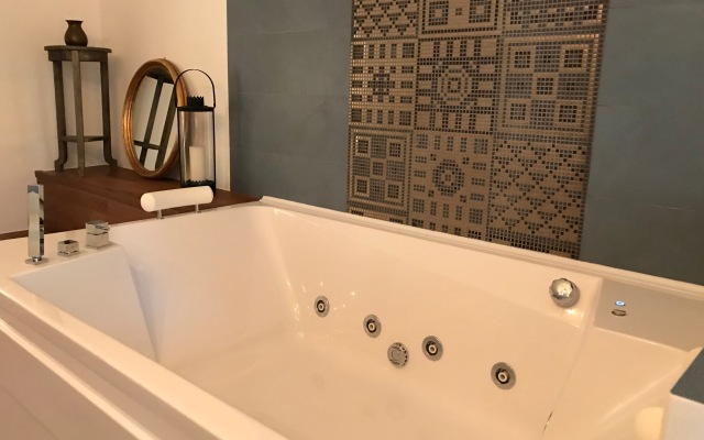 Апартаменты Villa Borghese Hydromassage Suite