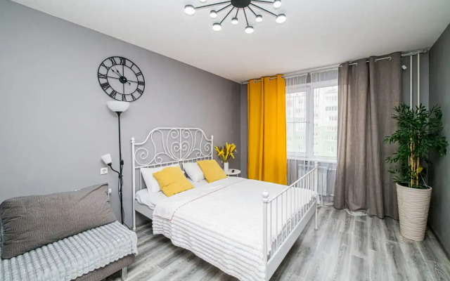 Chistaya i Uyutnaya na Burnakovskoy 77 Flat