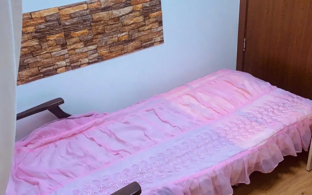 Studiya V Stile Avangard Apartment