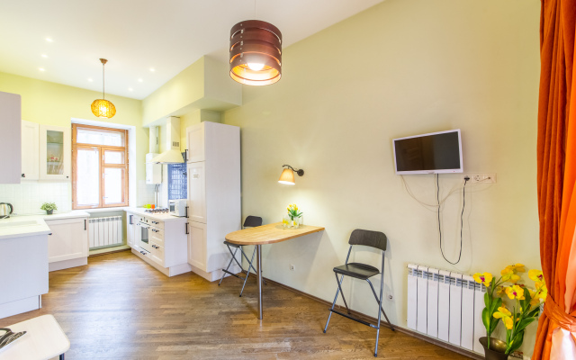 Апартаменты на Свечном 5