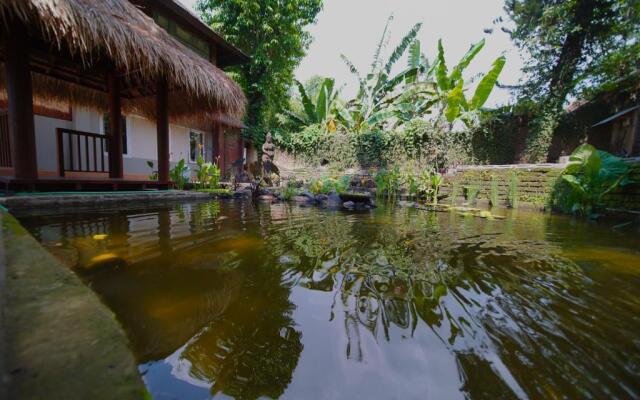 Surf Hut'S Hotel