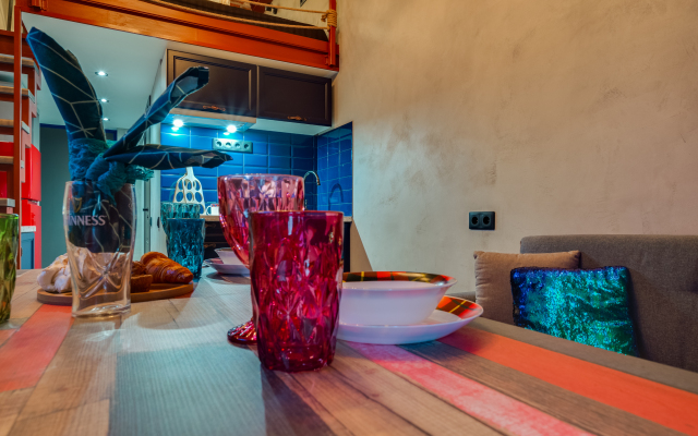 Dvukhurovnevnevye Loft V Tsentre Moskvy Apartments