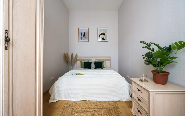 U Tavricheskogo Sada Flat