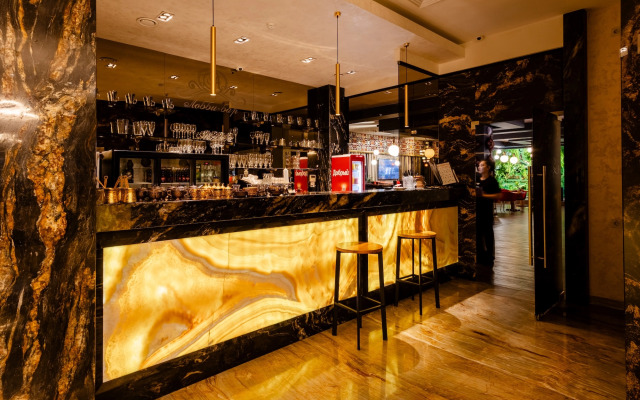 Alcont Hotel