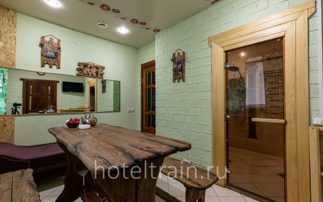 1st Train Hotel