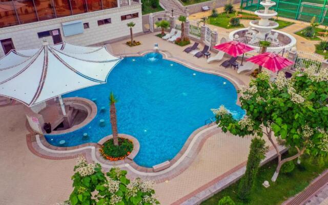 Parliament Palace Hotel