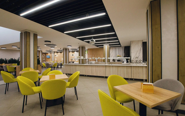 Отель Амакс Сафар