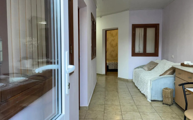 Belye Skaly Guest House