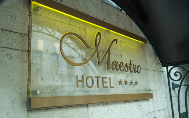 Maestro Hotel