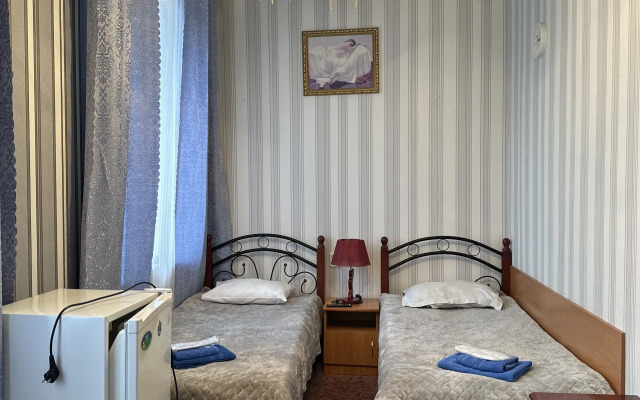 Lotos Hotel